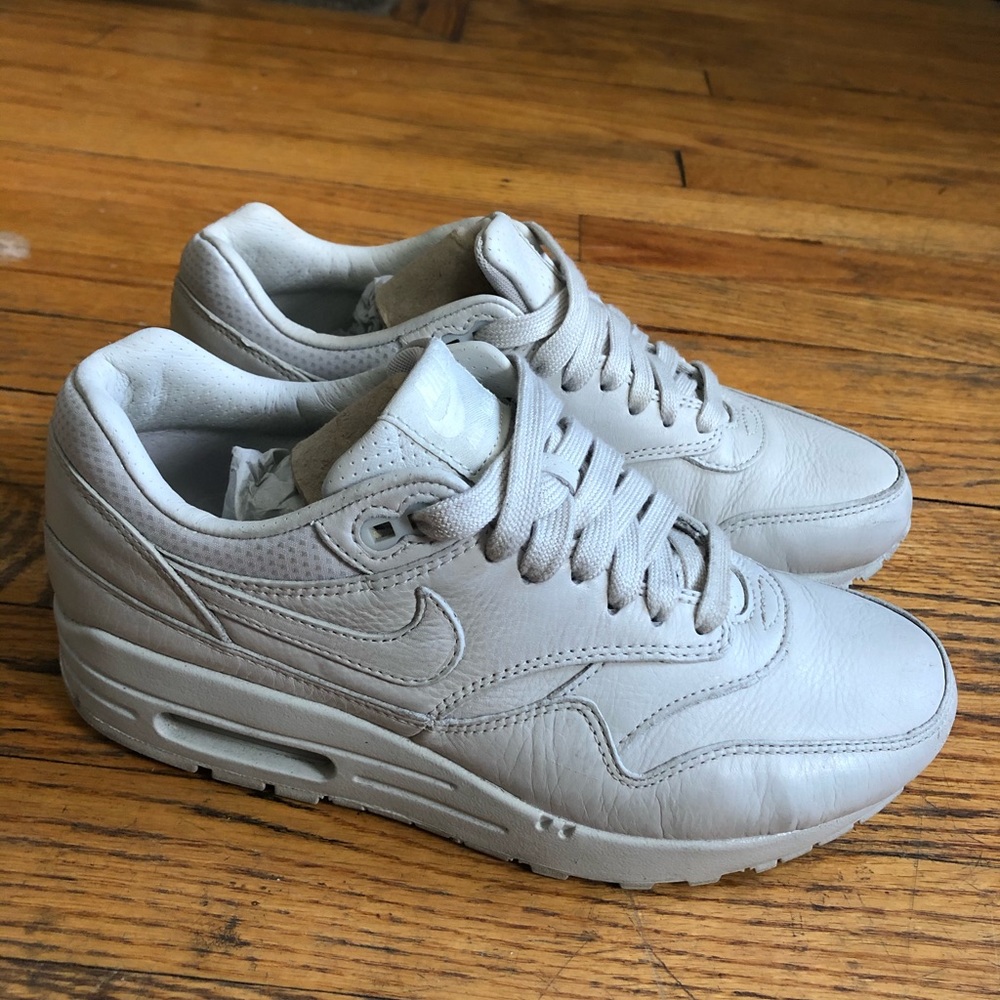 WOMENS NIKE AIR MAX 1 PINNACLE